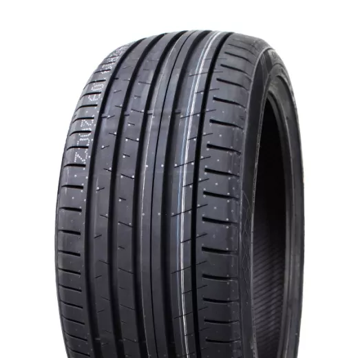 Greentrac Quest-X 245/40R18 97Y